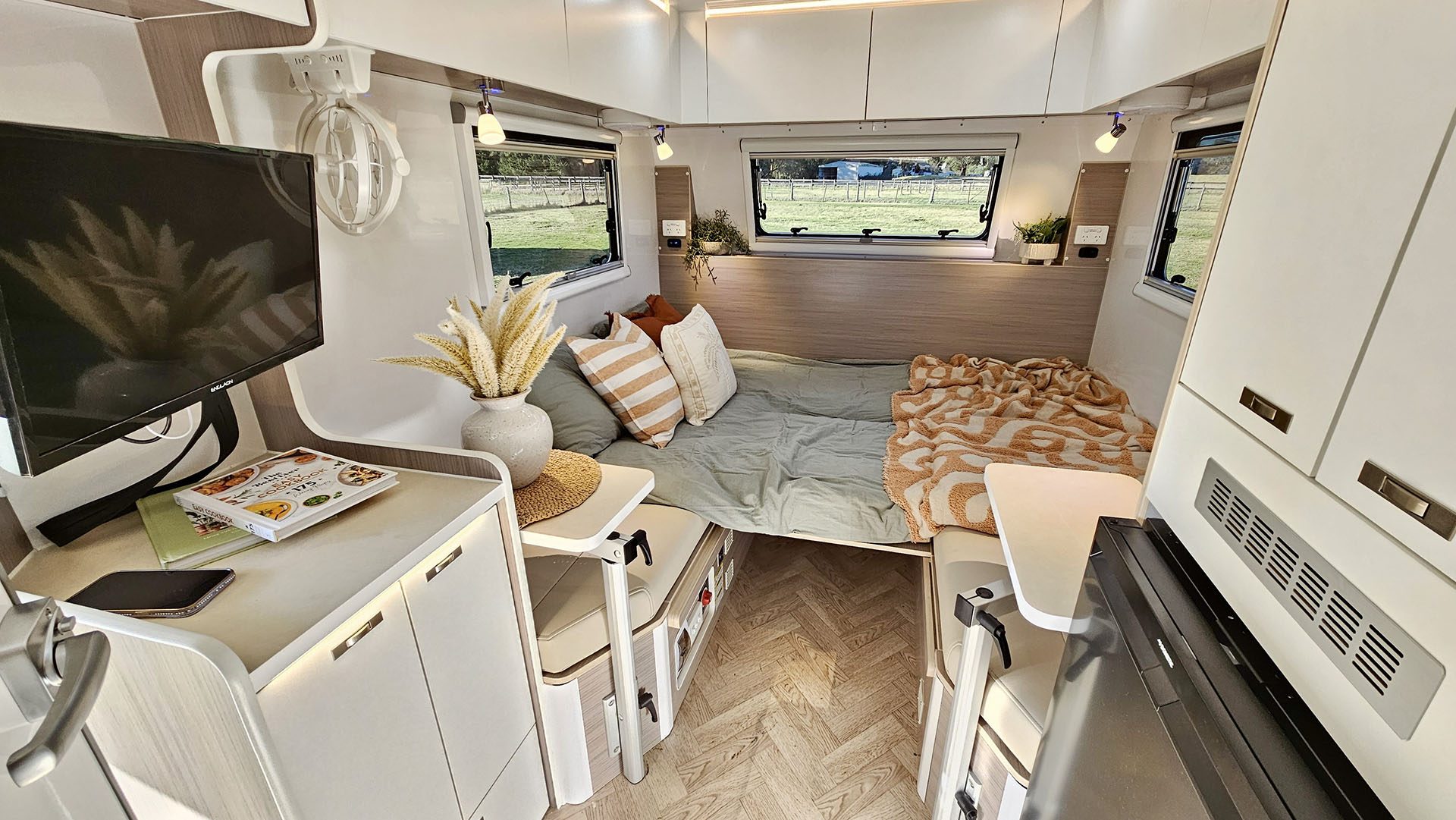 Murcator X travelling scene