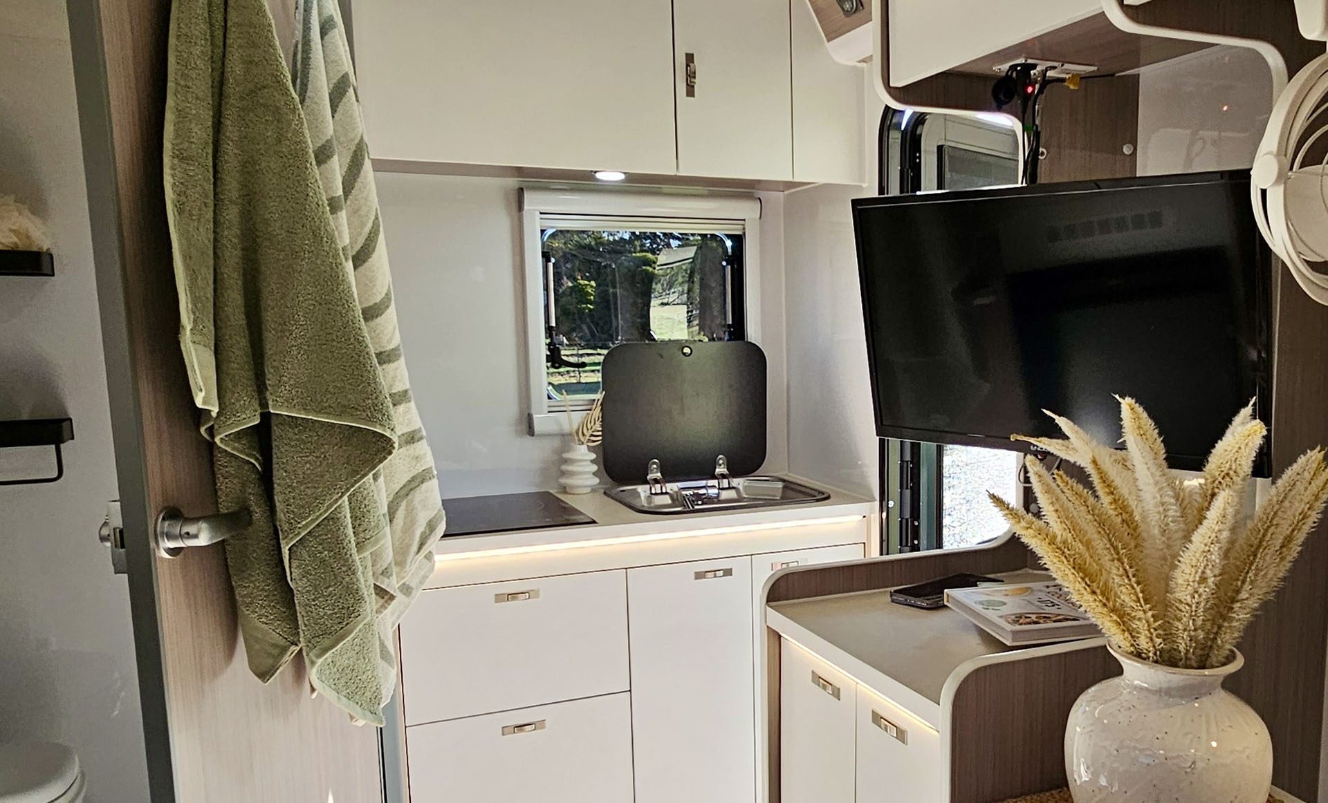 Murcator X lifestyle scene